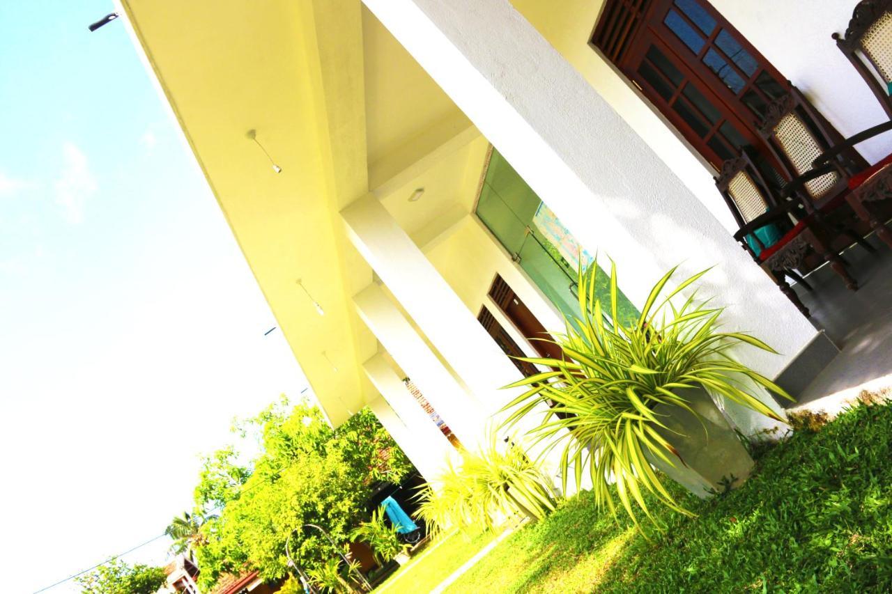 A&B Resort Negombo Kudapaduwa Экстерьер фото