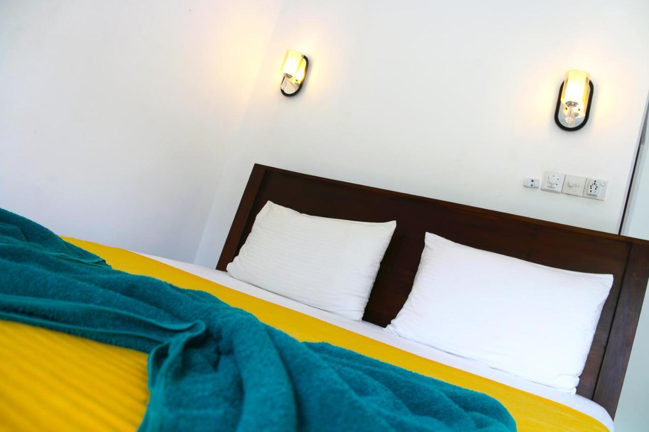 A&B Resort Negombo Kudapaduwa Экстерьер фото